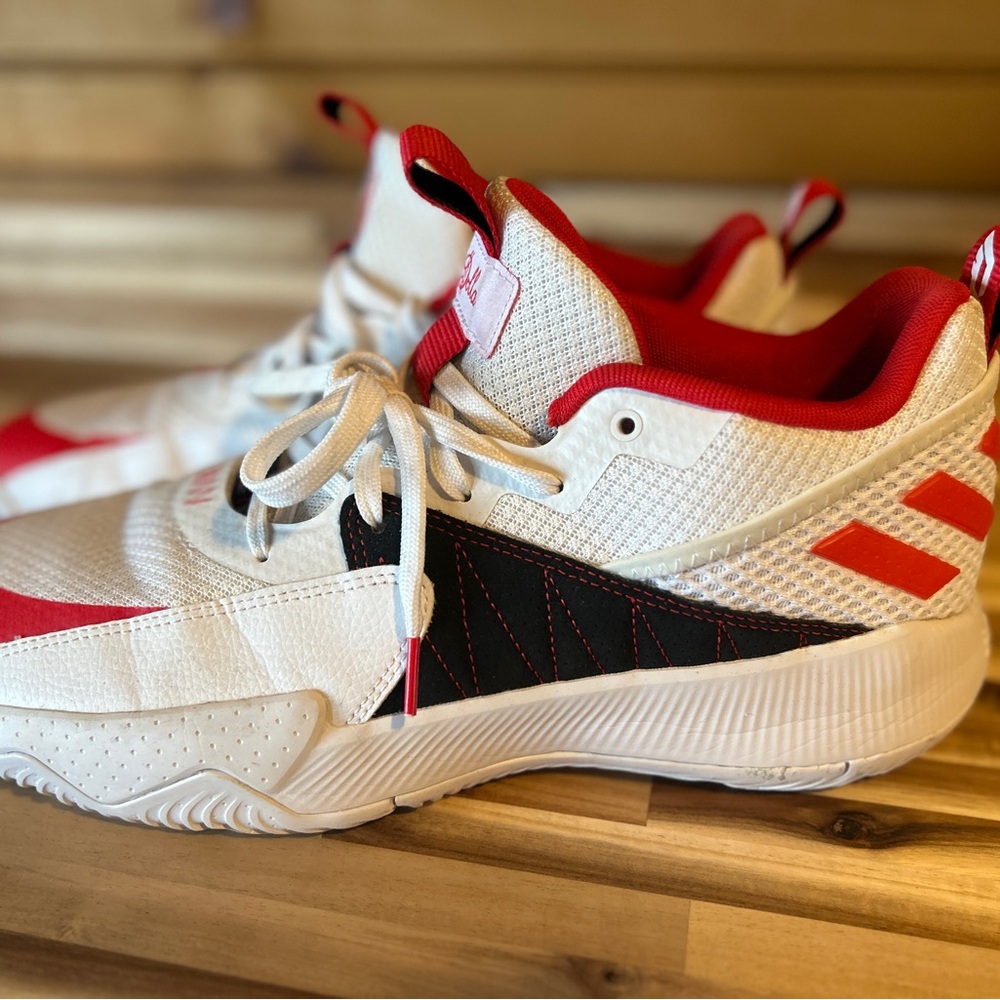 Adidas Dame Certified Mens basketball shoes